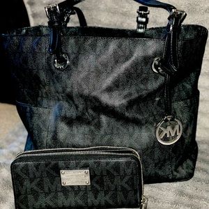 Michael Kors handbag with matching wallet